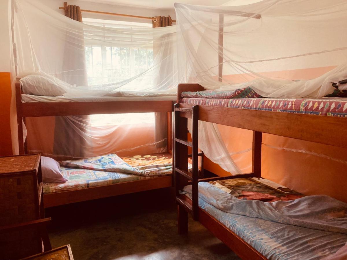 Fort Portal Yes Hostel מראה חיצוני תמונה